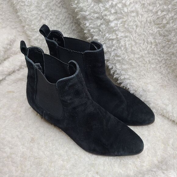 Sam Edelman Reesa Black Suede Pointed‎ Toe Stacked Heel Ankle Boots - Size 7 - Picture 2 of 7